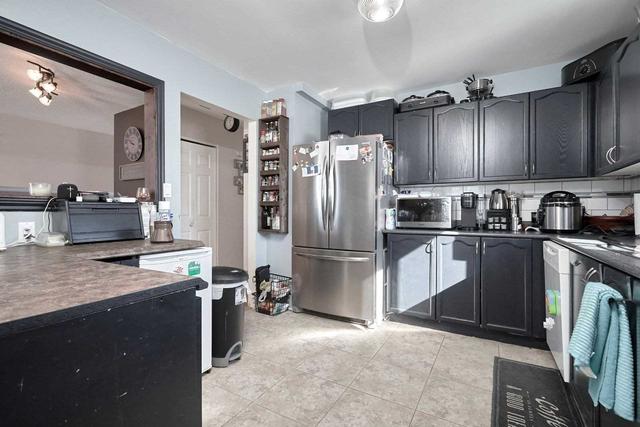 10 Keith St, House detached with 3 bedrooms, 3 bathrooms and 4 parking in Orillia ON | Image 8