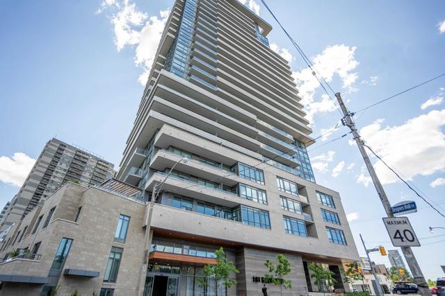 2404 - 181 Bedford Rd, Condo with 3 bedrooms, 2 bathrooms and 0 parking in Toronto ON | Card Image