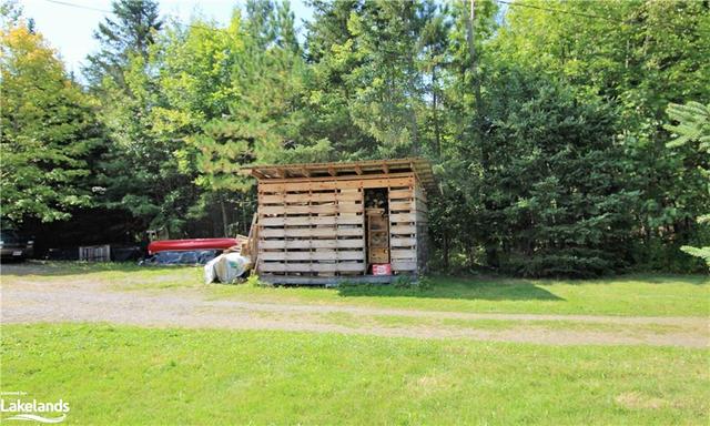 8185 Highway 522, House detached with 2 bedrooms, 1 bathrooms and 6 parking in Parry Sound, Unorganized, Centre Part ON | Image 33