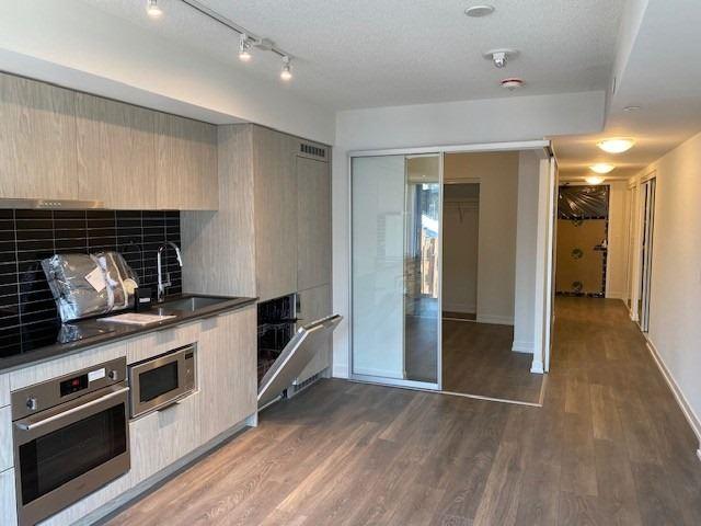 809 - 60 Shuter St, Condo with 1 bedrooms, 1 bathrooms and 0 parking in Toronto ON | Image 11