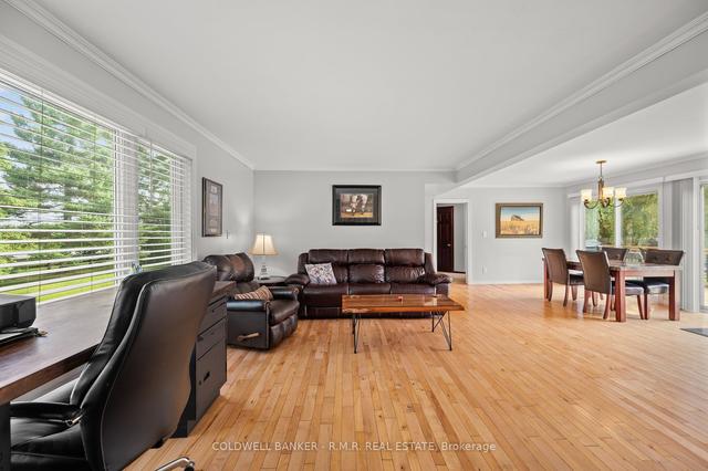 3 Campbell St, House detached with 2 bedrooms, 1 bathrooms and 10 parking in Kawartha Lakes ON | Image 7