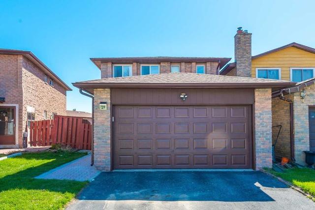 29 Longmeadow Cres, House detached with 3 bedrooms, 3 bathrooms and 2 parking in Markham ON | Image 2