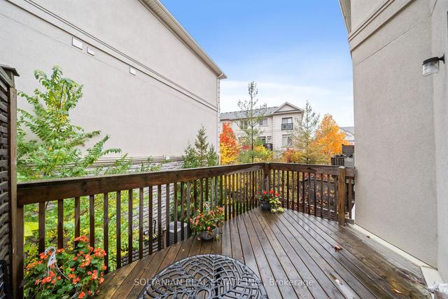 45 Bloorview Pl, Townhouse with 4 bedrooms, 4 bathrooms and 4 parking in Toronto ON | Image 26