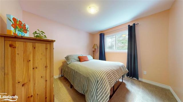 1008 Matabanick Road, House detached with 3 bedrooms, 2 bathrooms and 15 parking in Algonquin Highlands ON | Image 7