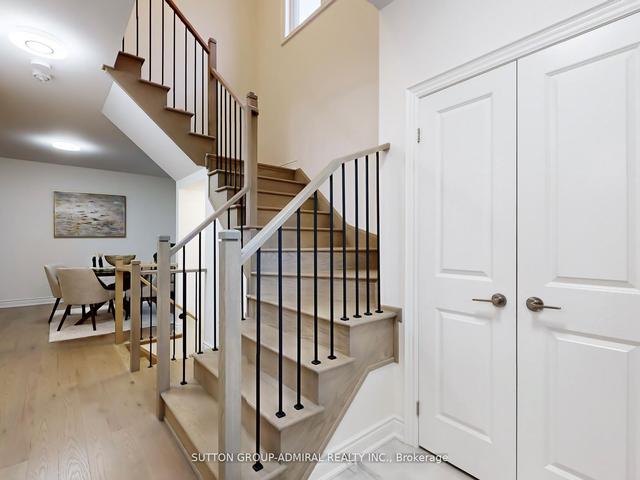 40 Meadow Vista Cres, House detached with 4 bedrooms, 4 bathrooms and 6 parking in East Gwillimbury ON | Image 7