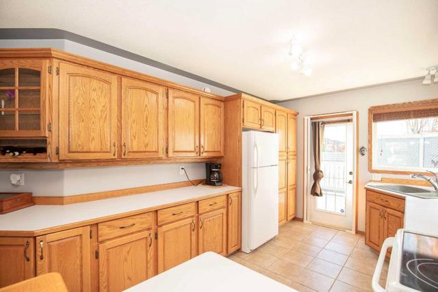 56 Archibald Crescent, House detached with 4 bedrooms, 3 bathrooms and 2 parking in Red Deer AB | Image 8
