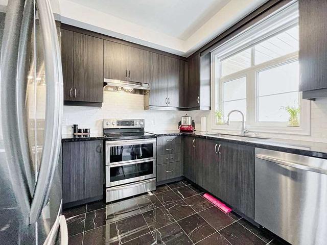 101 Grand Trunk Ave, House attached with 3 bedrooms, 4 bathrooms and 4 parking in Vaughan ON | Image 21