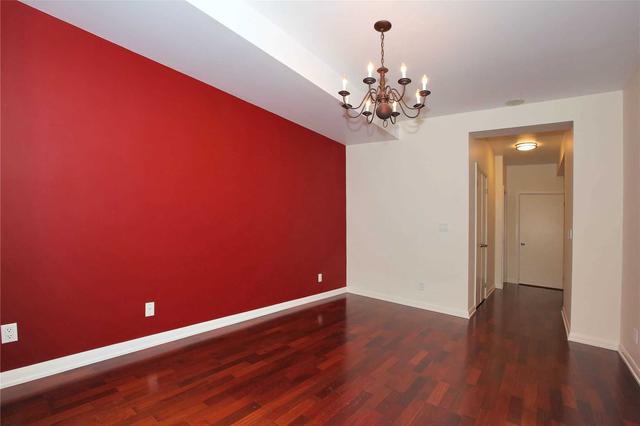 405 - 11 Soho St, Condo with 2 bedrooms, 2 bathrooms and 1 parking in Toronto ON | Image 13