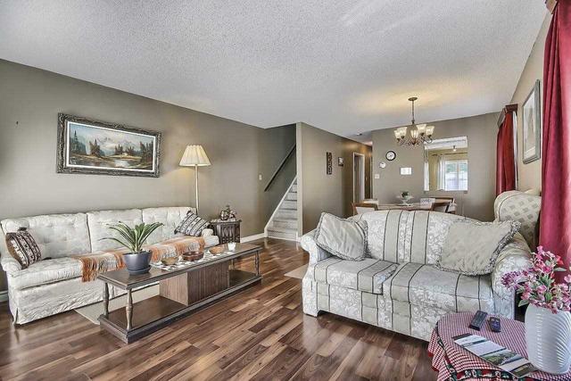 34 - 115 Main St, Townhouse with 2 bedrooms, 3 bathrooms and 1 parking in Newmarket ON | Image 8