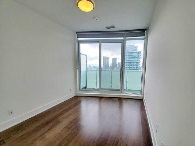 2402 - 403 Church St, Condo with 2 bedrooms, 2 bathrooms and 1 parking in Toronto ON | Image 12