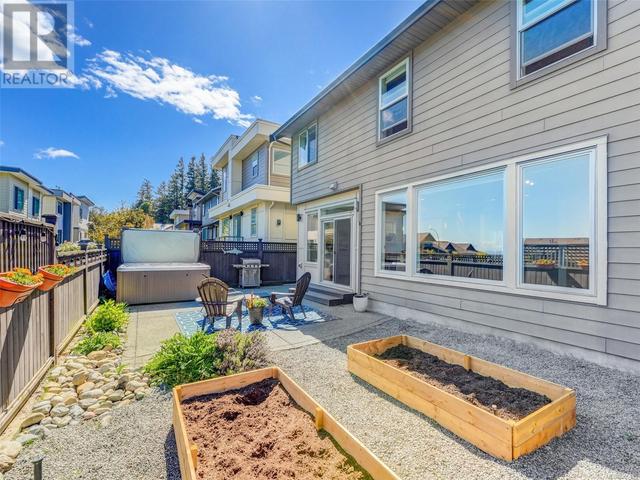 446 Regency Pl, House detached with 3 bedrooms, 3 bathrooms and 5 parking in Colwood BC | Image 22