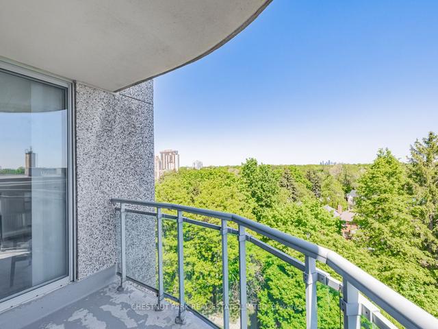 805 - 398 Eglinton Ave E, Condo with 2 bedrooms, 2 bathrooms and 1 parking in Toronto ON | Image 10