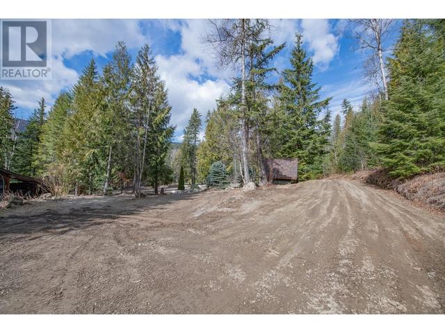 1195 Sugar Lake Road, House detached with 2 bedrooms, 2 bathrooms and 15 parking in North Okanagan E BC | Image 54