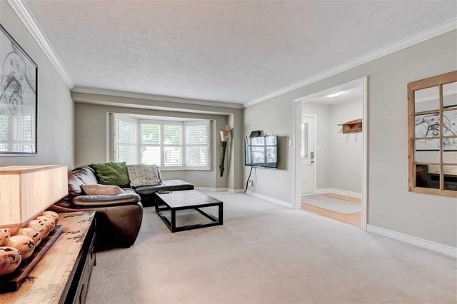 61 Teresa Dr, House detached with 3 bedrooms, 4 bathrooms and 6 parking in Whitby ON | Image 36