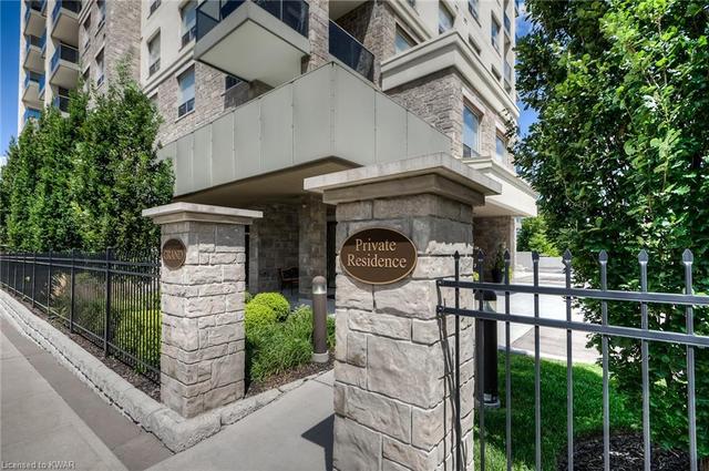 702 - 223 Erb Street W, House attached with 2 bedrooms, 2 bathrooms and null parking in Waterloo ON | Image 2