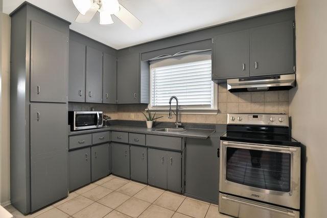 363 East 34th St, House detached with 2 bedrooms, 2 bathrooms and 4 parking in Hamilton ON | Image 7