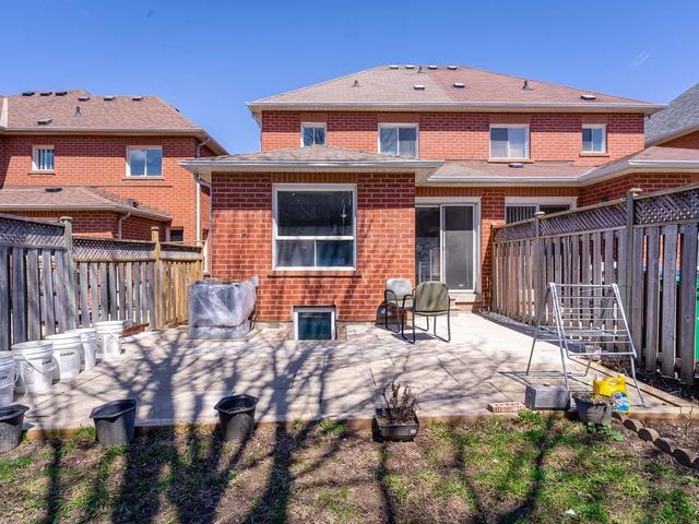 29 Clover Bloom Rd, House semidetached with 3 bedrooms, 4 bathrooms and 4 parking in Brampton ON | Image 35