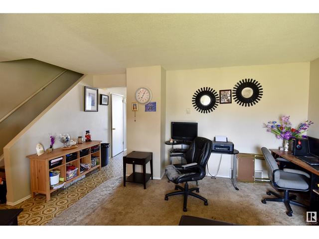 4400 50 Av, House attached with 3 bedrooms, 1 bathrooms and null parking in St. Paul AB | Image 5