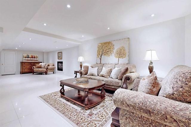 200 Polo Cres, House detached with 4 bedrooms, 6 bathrooms and 5 parking in Vaughan ON | Image 25
