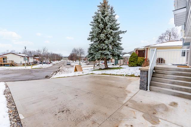 1281 11th St E, House detached with 3 bedrooms, 2 bathrooms and 6 parking in Owen Sound ON | Image 32