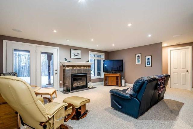 11 Pine Lane, House detached with 2 bedrooms, 3 bathrooms and 8 parking in Oro Medonte ON | Image 16
