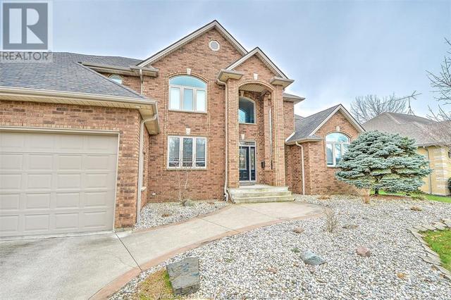 115 Fescue, House detached with 5 bedrooms, 3 bathrooms and null parking in Amherstburg ON | Image 6