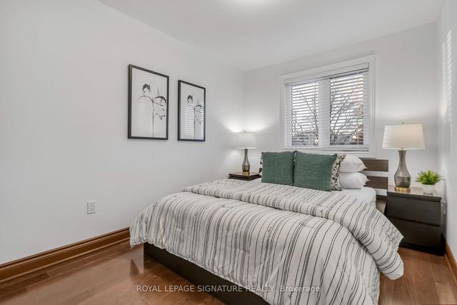 2d Bexley Cres, House detached with 3 bedrooms, 4 bathrooms and 3 parking in Toronto ON | Image 17