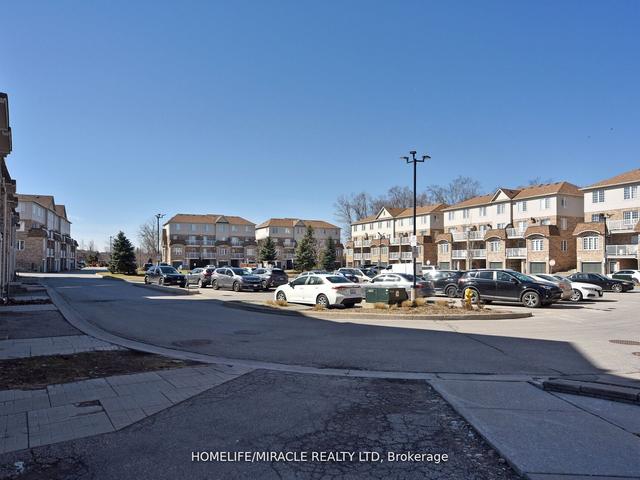 116 - 200 Mclevin Ave, Townhouse with 2 bedrooms, 1 bathrooms and 1 parking in Toronto ON | Image 32