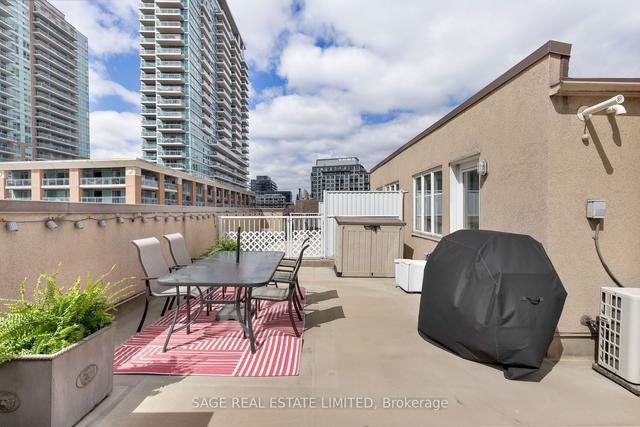 1233 - 21 Pirandello St, Townhouse with 2 bedrooms, 3 bathrooms and 2 parking in Toronto ON | Image 26