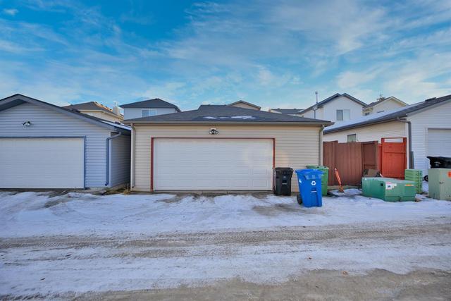 80 Everstone Rise Sw, House detached with 4 bedrooms, 2 bathrooms and 4 parking in Calgary AB | Image 4