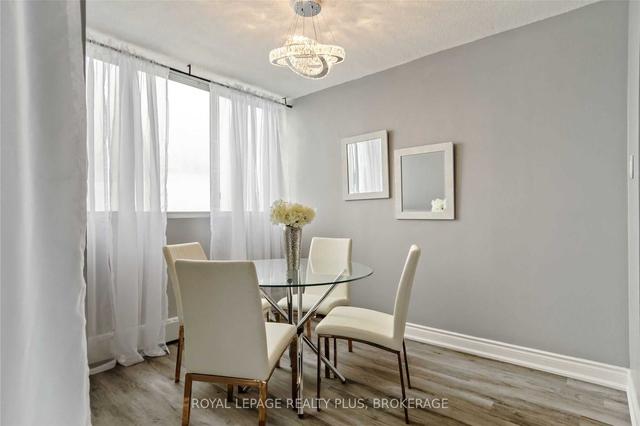 1903 - 530 Lolita Gdns, Condo with 3 bedrooms, 1 bathrooms and 2 parking in Mississauga ON | Image 9