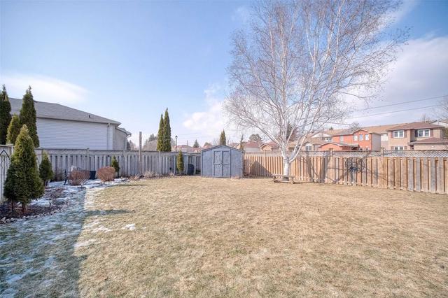 831 Battell Crt, House detached with 3 bedrooms, 2 bathrooms and 5 parking in Cobourg ON | Image 32