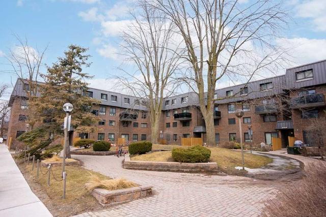 95 - 53 Taunton Rd E, Townhouse with 2 bedrooms, 3 bathrooms and 1 parking in Oshawa ON | Image 1
