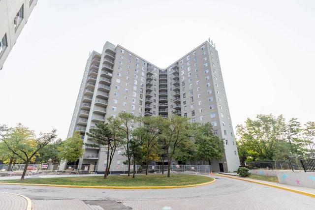 1210 - 3559 Eglinton Ave W, Condo with 2 bedrooms, 1 bathrooms and 1 parking in Toronto ON | Image 12