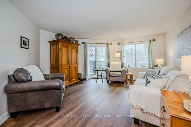 105 - 217 Scotland St, Condo with 1 bedrooms, 1 bathrooms and 1 parking in Centre Wellington ON | Image 5