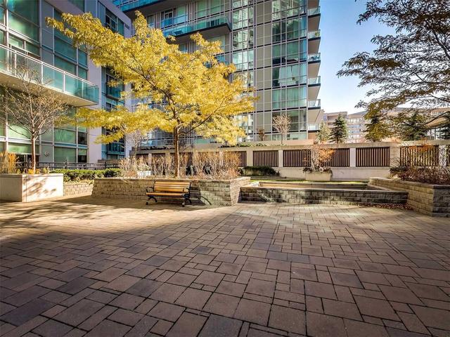 718 - 220 Burnhamthorpe Rd W, Condo with 1 bedrooms, 2 bathrooms and 1 parking in Mississauga ON | Image 33