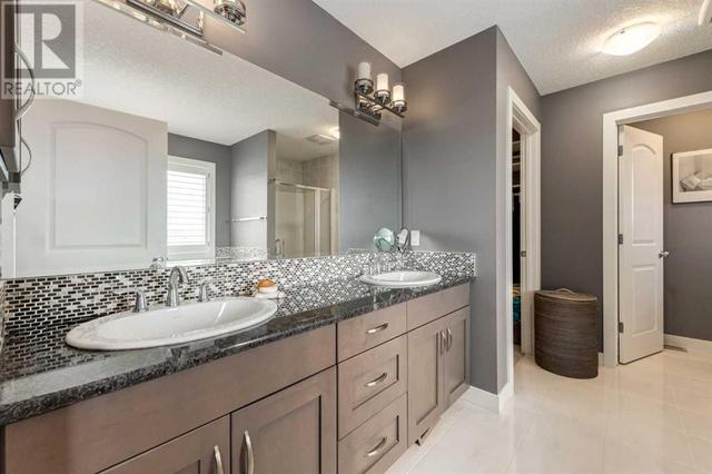 68 Westland Crescent Sw, House detached with 3 bedrooms, 3 bathrooms and 4 parking in Calgary AB | Image 22