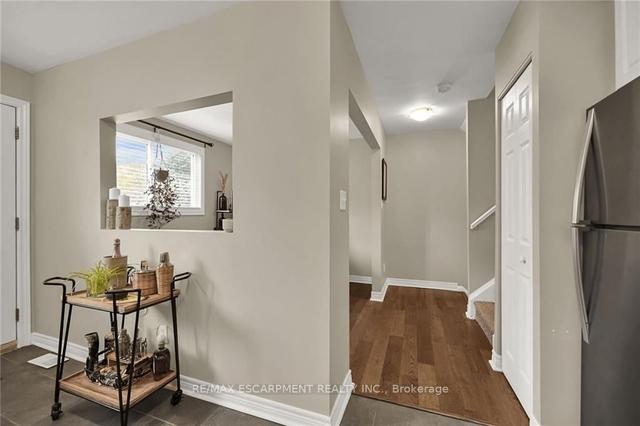 p3 - 444 Stone Church Rd W, Townhouse with 3 bedrooms, 2 bathrooms and 2 parking in Hamilton ON | Image 37