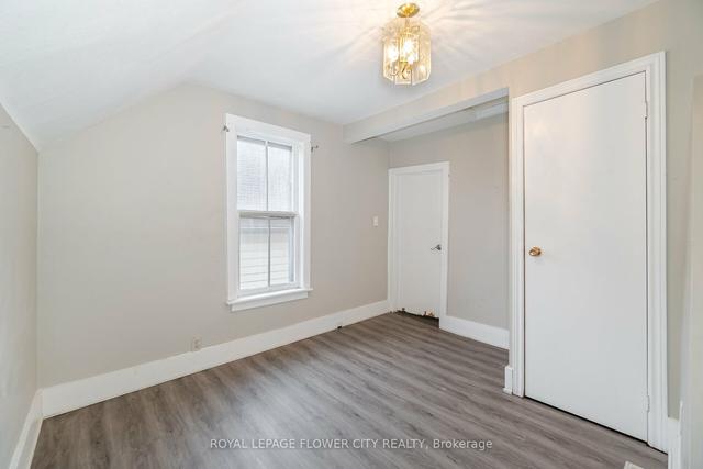 189 Dundas St N, House semidetached with 2 bedrooms, 2 bathrooms and 5 parking in Cambridge ON | Image 22
