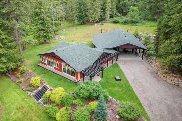187 Shuswap River Drive, House detached with 2 bedrooms, 1 bathrooms and 3 parking in North Okanagan D BC | Card Image