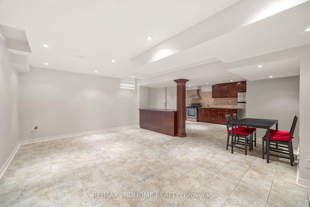 18 Wellspring Ave, House detached with 3 bedrooms, 4 bathrooms and 6 parking in Richmond Hill ON | Image 24