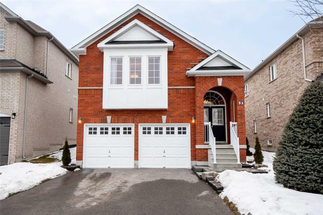 31 Bradford Crt, House detached with 3 bedrooms, 3 bathrooms and 6 parking in Whitby ON | Image 12