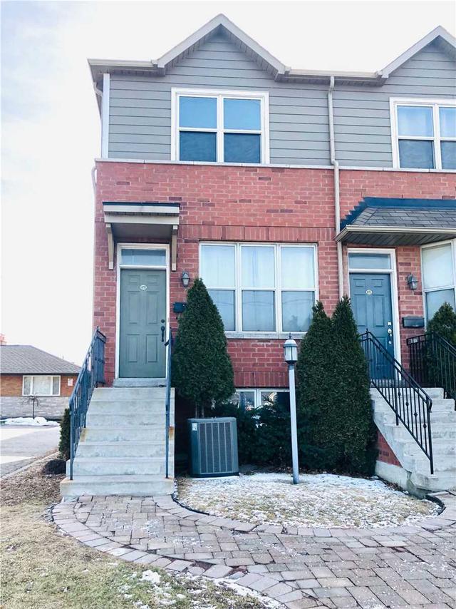4177d Lawrence Ave E, House attached with 3 bedrooms, 2 bathrooms and 2 parking in Toronto ON | Image 1