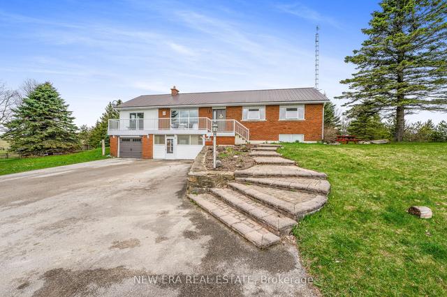 676400 Centre Road Rd, House detached with 3 bedrooms, 2 bathrooms and 15 parking in Mulmur ON | Image 1