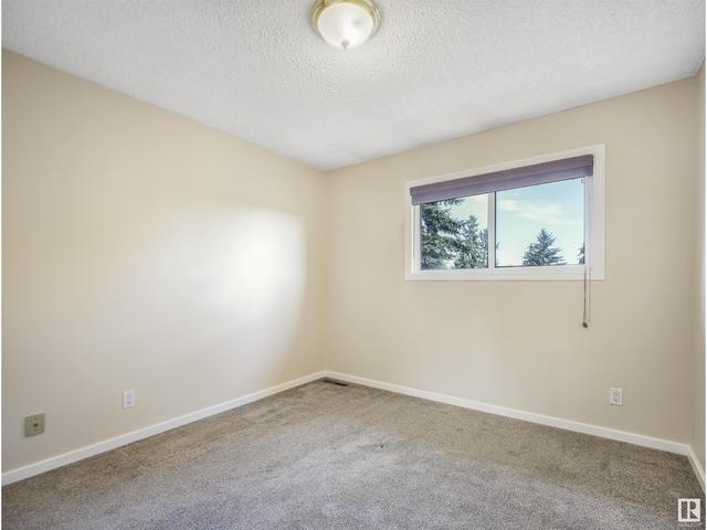 5126 106a St Nw, House attached with 3 bedrooms, 1 bathrooms and null parking in Edmonton AB | Image 35