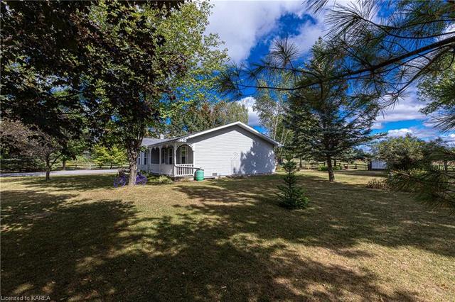 4787 County Rd 4 Road, House detached with 2 bedrooms, 1 bathrooms and 8 parking in Stone Mills ON | Image 6