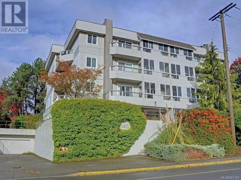 102 - 940 Inverness Rd, Condo with 2 bedrooms, 2 bathrooms and 1 parking in Saanich BC | Card Image