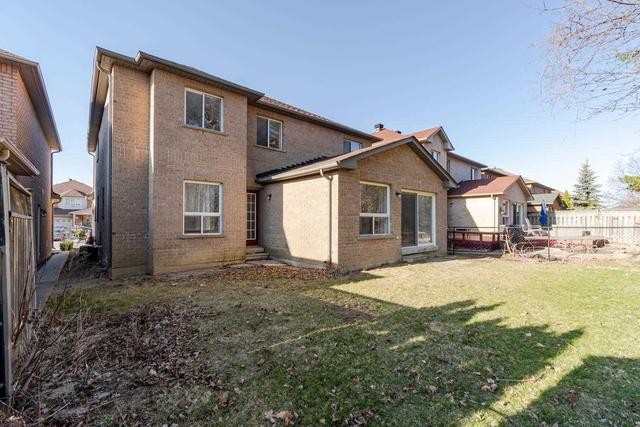 21 Hollowgrove Blvd, House detached with 4 bedrooms, 5 bathrooms and 6 parking in Brampton ON | Image 33