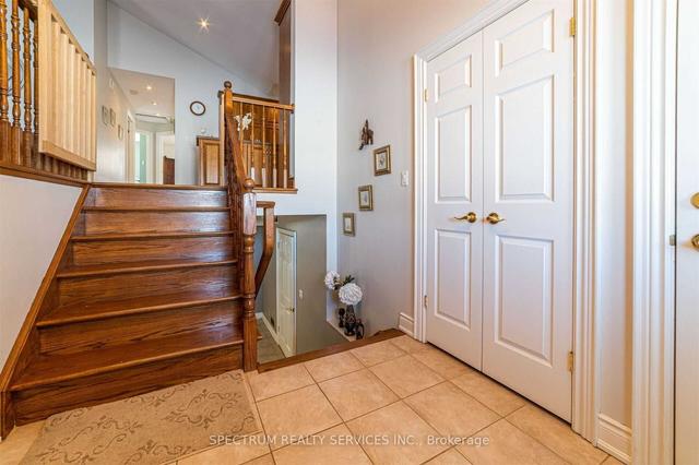 8112 Beaver Glen Dr, House detached with 3 bedrooms, 2 bathrooms and 5 parking in Niagara Falls ON | Image 28