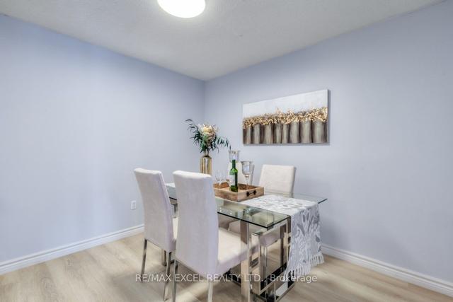 208 - 39 Pemberton Ave, Condo with 2 bedrooms, 2 bathrooms and 1 parking in Toronto ON | Image 7